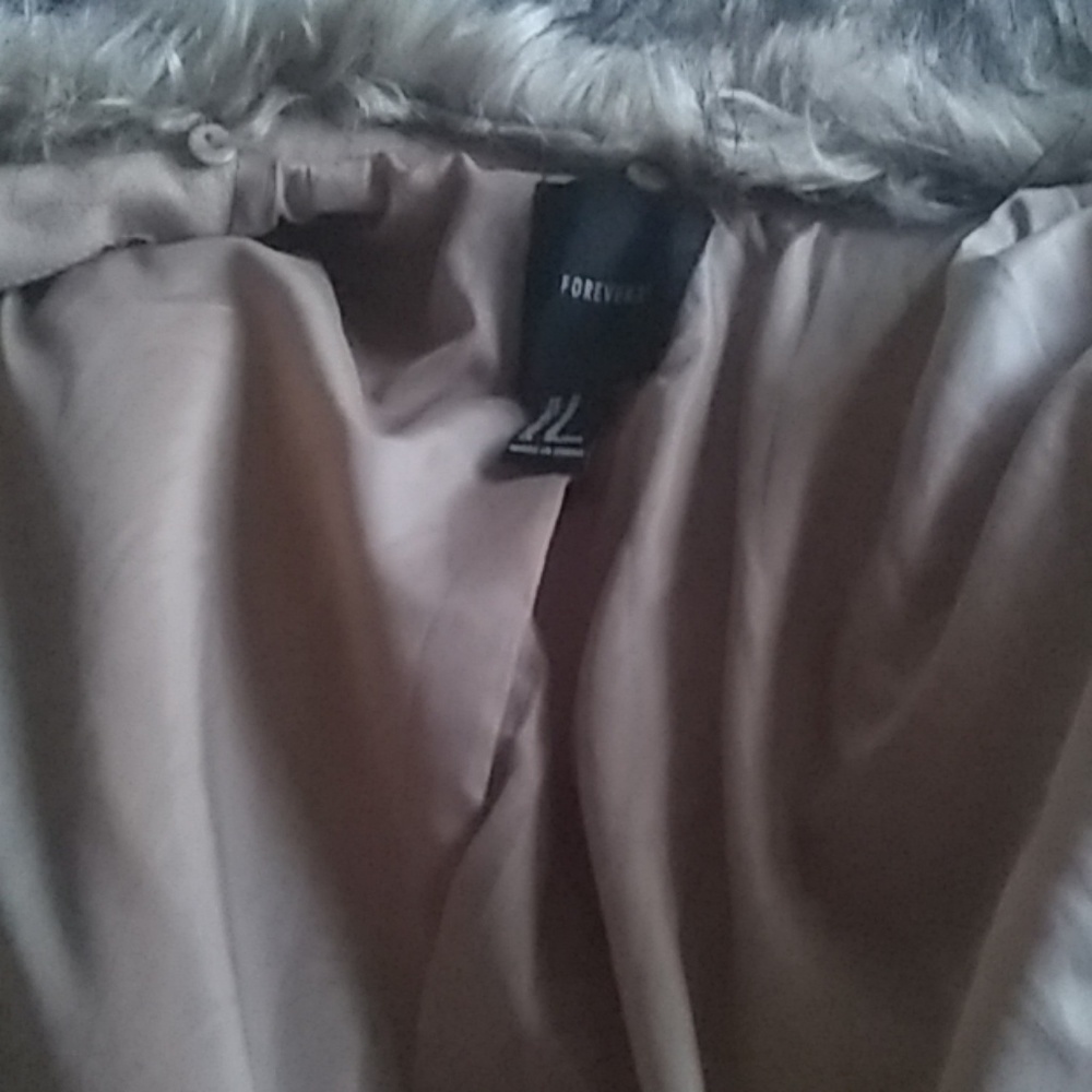 Coat - Picture 2 of 3